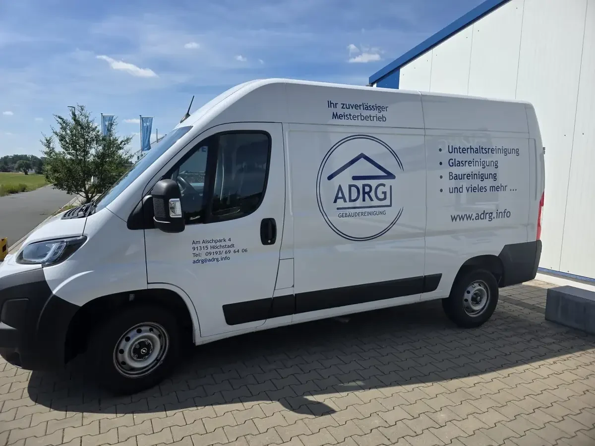 ADRG Firmenfahrzeug Reinigungsfirma Nürnberg ADRG Firmenfahrzeug Reinigungsfirma Nürnberg